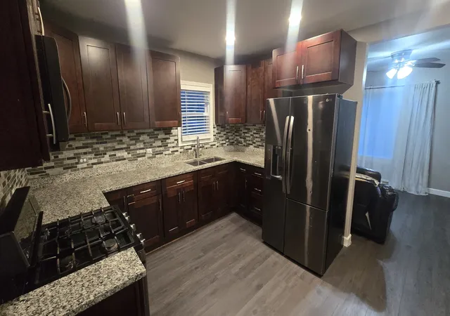 Photo 3 of Single family home for sale at 673 Orange St, Elgin, IL 60123 | MLS# 12744972 | Listing updated on 2026-09-29