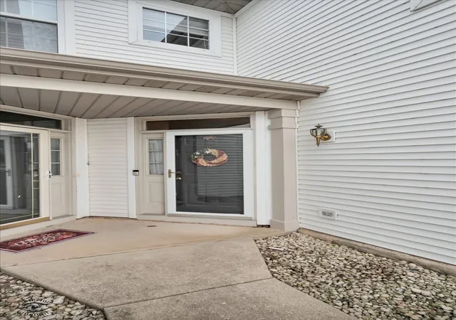 Photo 3 of Townhouse for sale at 16549 S Windsor Ln, Lockport, IL 60441 | MLS# 12745032 | Listing updated on 2026-09-16