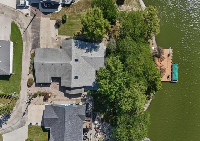 Photo 3 of Single family home for sale at 1612 Lakeview Dr, Loda, IL 60948 | MLS# 12745038 | Listing updated on 2026-09-23