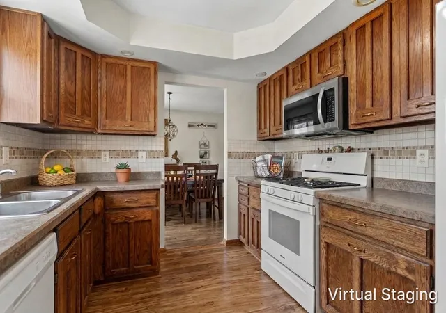 Photo 4 of Single family home for sale at 6649 E Oak Hl Rd, Stillman Valley, IL 61084 | MLS# 12745095 | Listing updated on 2026-10-04