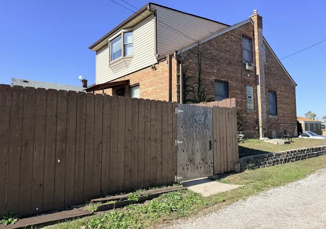 Photo 2 of Single family home for sale at 115 Ruth St, Calumet City, IL 60409 | MLS# 12745104 | Listing updated on 2026-10-28