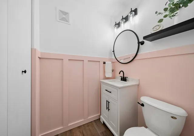 Photo 3 of Townhouse for sale at 26 Rolling Oaks Rd #D, Sugar Grove, IL 60554 | MLS# 12745114 | Listing updated on 2026-09-19