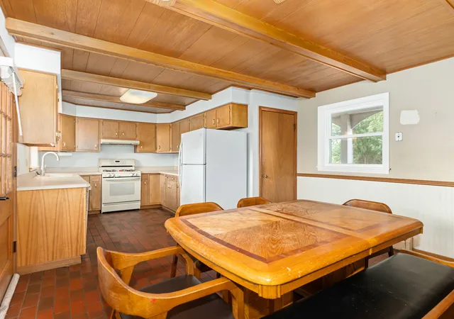 Photo 4 of Single family home for sale at 136 Park Ave, Cary, IL 60013 | MLS# 12745198 | Listing updated on 2026-09-18