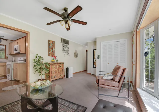 Photo 3 of Single family home for sale at 428 Navajo St, Park Forest, IL 60466 | MLS# 12745222 | Listing updated on 2026-09-20