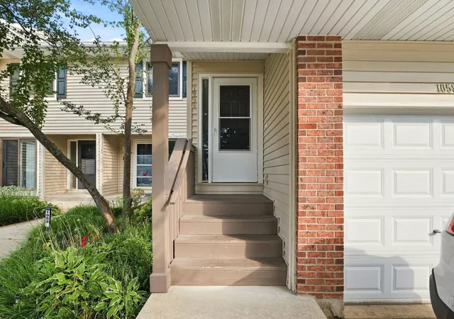 Photo 3 of Condo for sale at 1056 N Pine Tree Cir #0, Buffalo Grove, IL 60089 | MLS# 12745228 | Listing updated on 2026-09-23