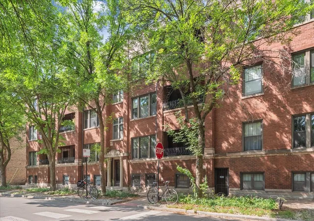 Photo 1 of Condo for sale at 1846 W Berteau Ave #1, Chicago, IL 60613 | MLS# 12745230 | Listing updated on 2026-09-13