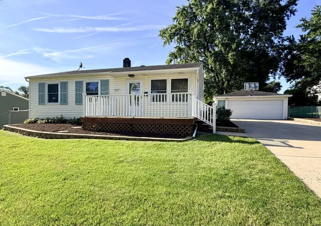 Photo 1 of Single family home for sale at 9047 W Poplar Rd, Orland Park, IL 60462 | MLS# 12745252 | Listing updated on 2026-09-22