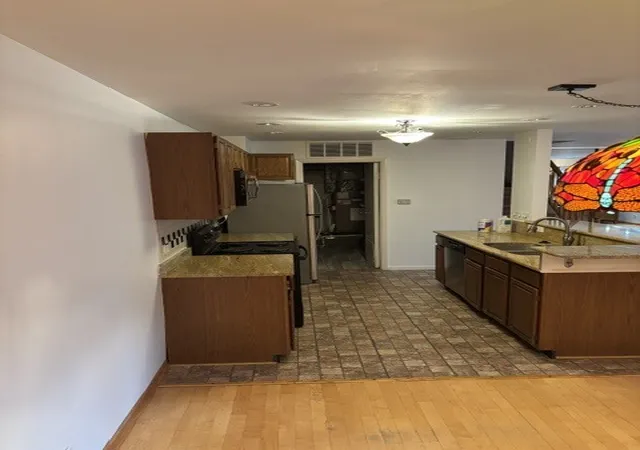 Photo 4 of Townhouse for sale at 5953 Oakwood Dr, Lisle, IL 60532 | MLS# 12745291 | Listing updated on 2026-09-08