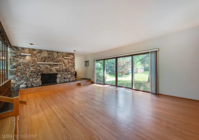 Photo 3 of Single family home for sale at 36461 N US Hwy 45, Lake Villa, IL 60046 | MLS# 12745320 | Listing updated on 2026-09-11