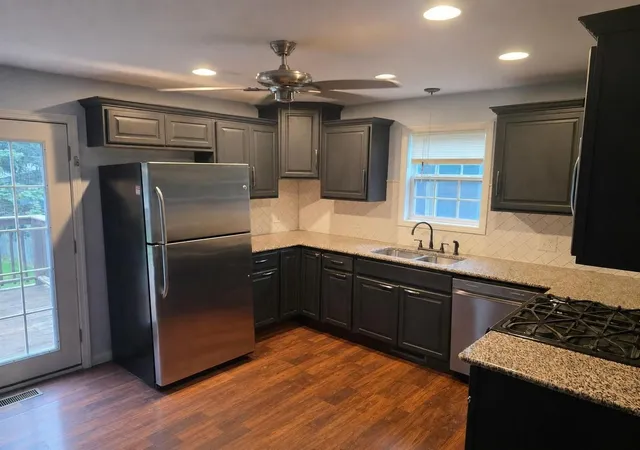 Photo 2 of Single family home for sale at 21404 Maple St, Matteson, IL 60443 | MLS# 12745357 | Listing updated on 2026-10-06