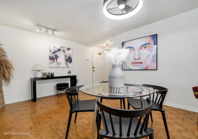 Photo 3 of Sale Pending at 420 W Aldine Ave #225, Chicago, IL 60657 | MLS# 12745372 | Listing updated on 2026-09-29
