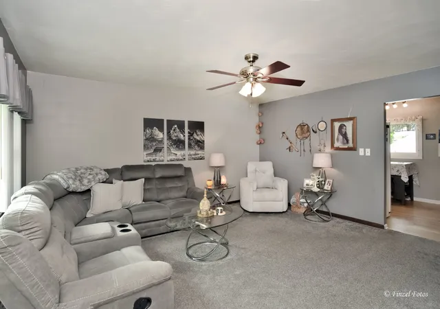Photo 4 of Single family home for sale at 702 Bourn St, Harvard, IL 60033 | MLS# 12745379 | Listing updated on 2026-09-22