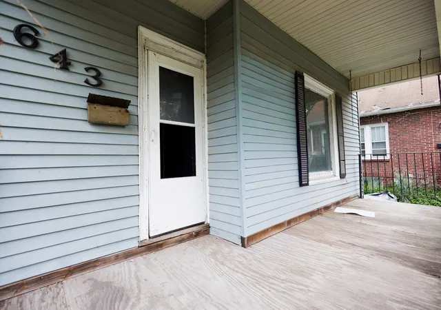 Photo 3 of Single family home for sale at 643 S Myrtle Ave, Kankakee, IL 60901 | MLS# 12745396 | Listing updated on 2026-09-18