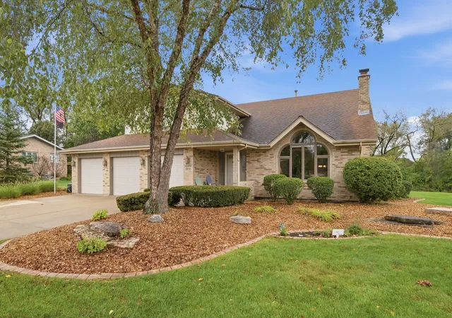 Photo 1 of Single family home for sale at 11630 Parkside Ln, Mokena, IL 60448 | MLS# 12745413 | Listing updated on 2026-09-30