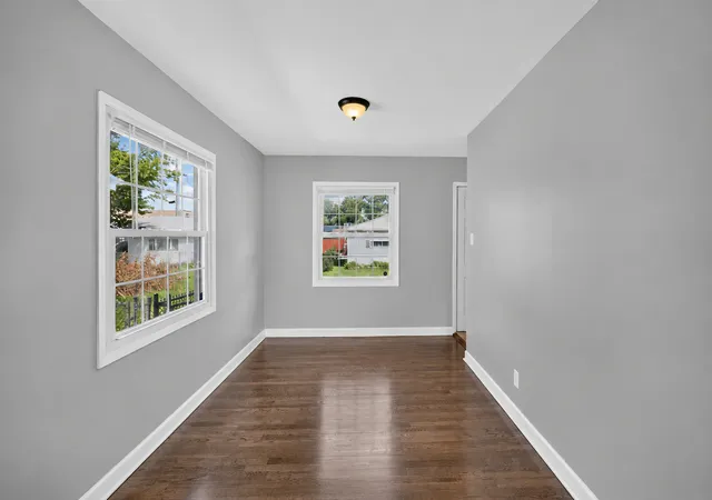 Photo 4 of Single family home for sale at 17427 Lorenz Ave, Lansing, IL 60438 | MLS# 12745433 | Listing updated on 2026-09-27