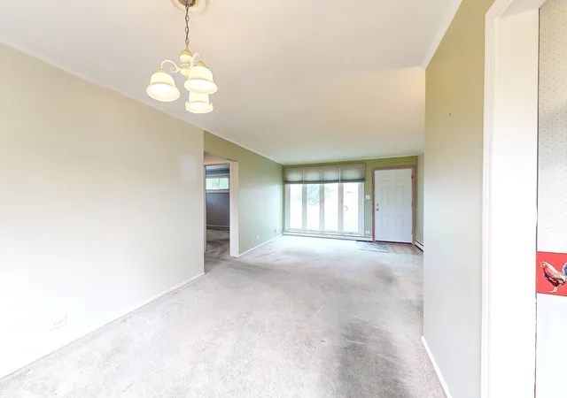 Photo 4 of Single family home for sale at 1161 W Grant Dr, Des Plaines, IL 60016 | MLS# 12745444 | Listing updated on 2026-10-06
