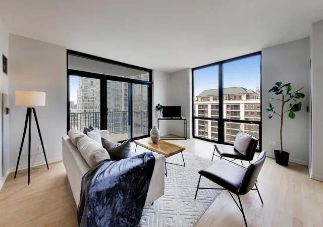 Photo 2 of Condo for sale at 435 W Erie St #1508, Chicago, IL 60654 | MLS# 12745468 | Listing updated on 2026-10-08