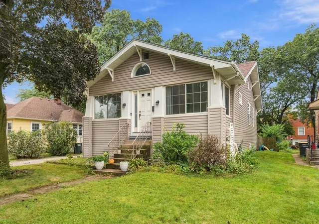 Photo 2 of Single family home for sale at 18232 Walter St, Lansing, IL 60438 | MLS# 12745490 | Listing updated on 2026-09-28
