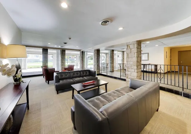 Photo 2 of Condo for sale at 201 Thames Pkwy #3H, Park Ridge, IL 60068 | MLS# 12745510 | Listing updated on 2026-09-14
