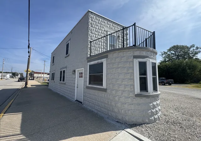 Photo 3 of Sale Pending at 225 Main St S, Clay City, IL 62824 | MLS# 12745520 | Listing updated on 2026-10-03