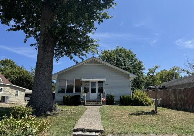 Photo 1 of Single family home for sale at 1004 N 14th Street, Herrin, IL 62848 | MLS# 12745593 | Listing updated on 2026-08-28