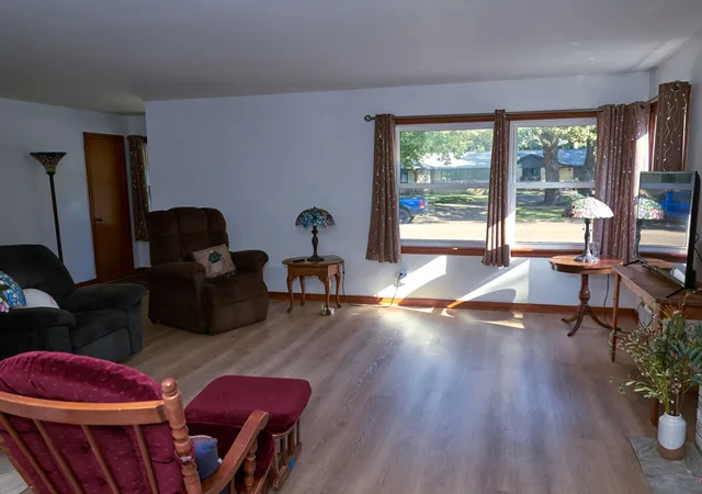 Photo 3 of Single family home for sale at 306 Shooting Park Rd, Peru, IL 61354 | MLS# 12745614 | Listing updated on 2026-09-18