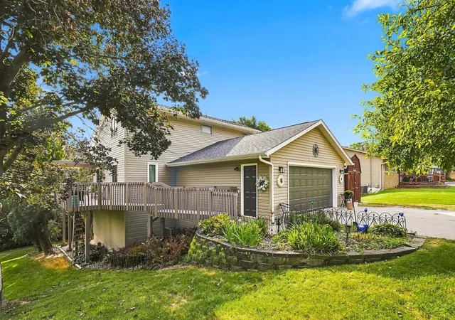 Photo 1 of Single family home for sale at 2105 E 6th Street, Coal Valley, IL 61240 | MLS# 12745619 | Listing updated on 2026-09-13