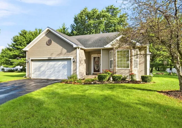 Photo 1 of Single family home for sale at 5205 Gardiner Glenn Dr, Plainfield, IL 60586 | MLS# 12745626 | Listing updated on 2026-10-01