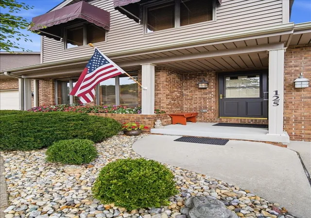 Photo 1 of Townhouse for sale at 125 Manor Cir, Bloomington, IL 61704 | MLS# 12745657 | Listing updated on 2026-09-29