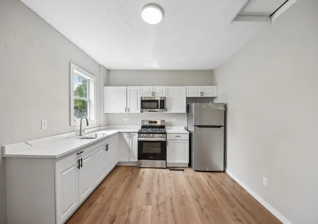 Photo 2 of Single family home for sale at 255 N Hunter Ave, Kankakee, IL 60901 | MLS# 12745667 | Listing updated on 2026-09-06