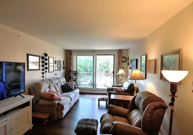 Photo 3 of Sale Pending at 2929 Sunnyside Dr #360D, Rockford, IL 61114 | MLS# 12745892 | Listing updated on 2026-09-10