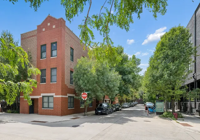 Photo 1 of Condo for sale at 2340 N Elston Ave #3F, Chicago, IL 60614 | MLS# 12745912 | Listing updated on 2026-09-15