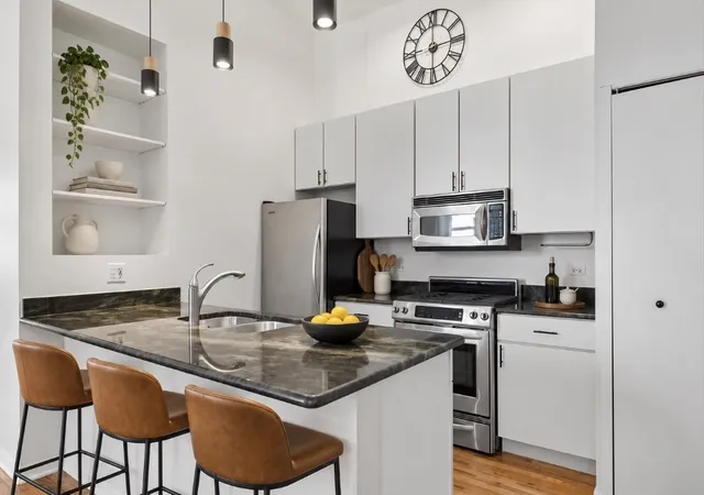 Photo 4 of Sale Pending at 2340 N Elston Ave #3F, Chicago, IL 60614 | MLS# 12745912 | Listing updated on 2026-10-23