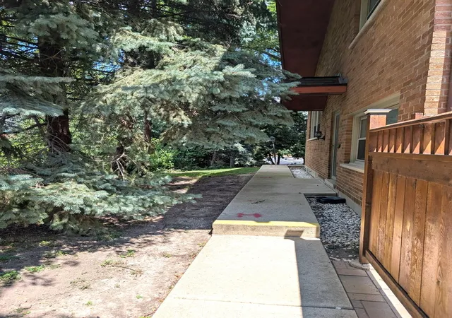 Photo 1 of Sale Pending at 90 N Dee Rd #90, Park Ridge, IL 60068 | MLS# 12745920 | Listing updated on 2026-09-23