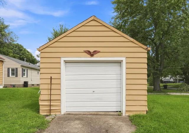 Photo 25 of Single family home for sale at 500 19th Avenue, Rock Island, IL 61201 | MLS# 12746042 | Listing updated on 2026-09-06