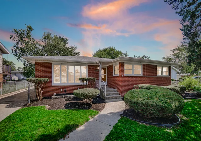 Photo 1 of Single family home for sale at 17517 Shirley Dr, Lansing, IL 60438 | MLS# 12746054 | Listing updated on 2026-09-29
