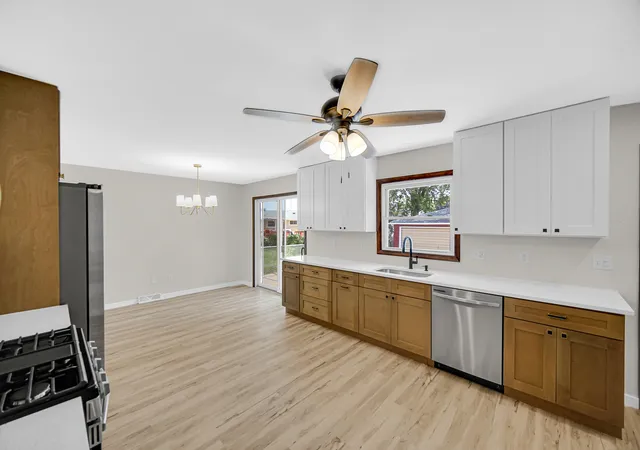 Photo 4 of Single family home for sale at 17517 Shirley Dr, Lansing, IL 60438 | MLS# 12746054 | Listing updated on 2026-09-29