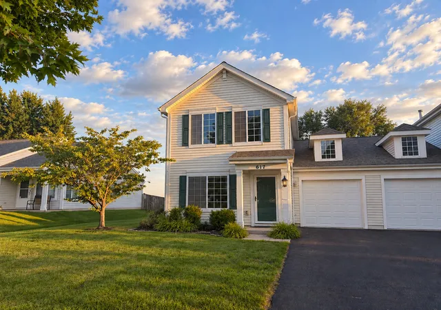 Photo 2 of Multi family home for sale at 617 Briarcliff Dr, Minooka, IL 60447 | MLS# 12746068 | Listing updated on 2026-09-15