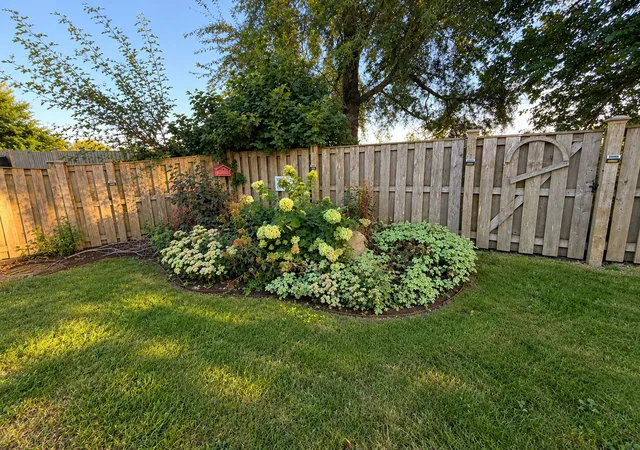 Photo 35 of Multi family home for sale at 617 Briarcliff Dr, Minooka, IL 60447 | MLS# 12746068 | Listing updated on 2026-09-15