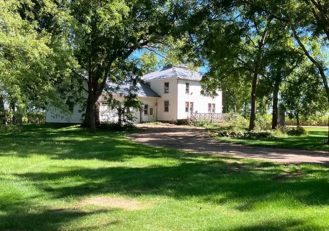 Photo 2 of Single family home for sale at 6636 S Center Rd, Rochelle, IL 61068 | MLS# 12746120 | Listing updated on 2026-10-05