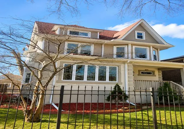 Photo 1 of Single family home for sale at 42 N Lockwood Ave, Chicago, IL 60644 | MLS# 12746135 | Listing updated on 2026-09-12