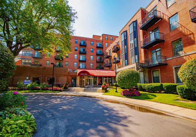 Photo 1 of Condo for sale at 5200 S Ellis Ave #402, Chicago, IL 60615 | MLS# 12746180 | Listing updated on 2026-10-07