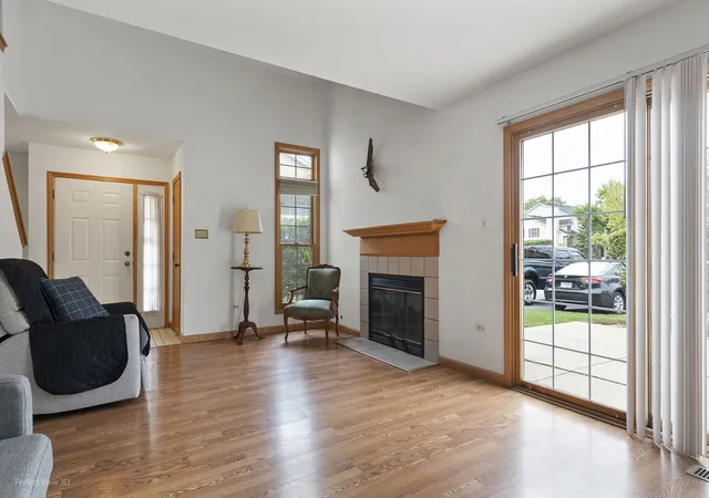 Photo 3 of Townhouse for sale at 9947 Cambridge Dr #C, Mokena, IL 60448 | MLS# 12746184 | Listing updated on 2026-10-05