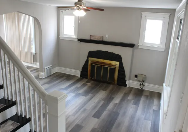 Photo 4 of Single family home for sale at 765 Columbia St, Aurora, IL 60505 | MLS# 12746214 | Listing updated on 2026-09-02