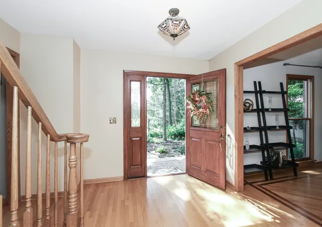 Photo 2 of Single family home for sale at 24530 Hummingbird Ct, Barrington, IL 60010 | MLS# 12746227 | Listing updated on 2026-09-14