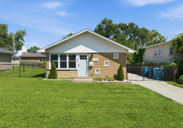 Single family home for sale at 4228 W 127th Street, Alsip, IL 60803 | MLS# 12746286