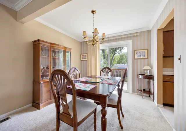 Photo 4 of Single family home for sale at 215 Parkchester Rd, Elk Grove Village, IL 60007 | MLS# 12746302 | Listing updated on 2026-09-07