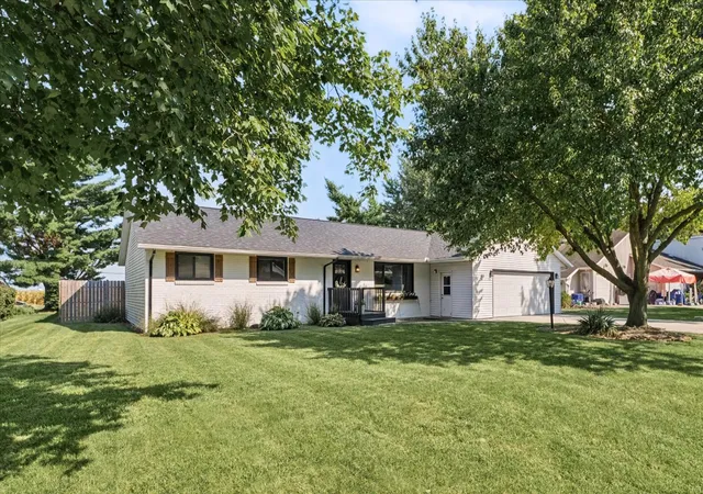 Photo 3 of Single family home for sale at 65 Chestnut Ct, Champaign, IL 61822 | MLS# 12746349 | Listing updated on 2026-09-06