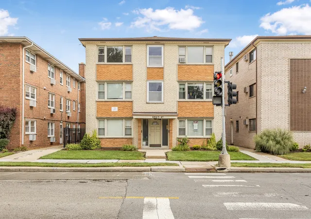 Photo 1 of Condo for sale at 6845 N Northwest Hwy #3E, Chicago, IL 60631 | MLS# 12746351 | Listing updated on 2026-09-12