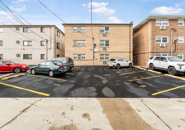 Photo 21 of Condo for sale at 6845 N Northwest Hwy #3E, Chicago, IL 60631 | MLS# 12746351 | Listing updated on 2026-09-21